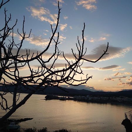 Skizenas Waterfront Apartments Haraki Esterno foto