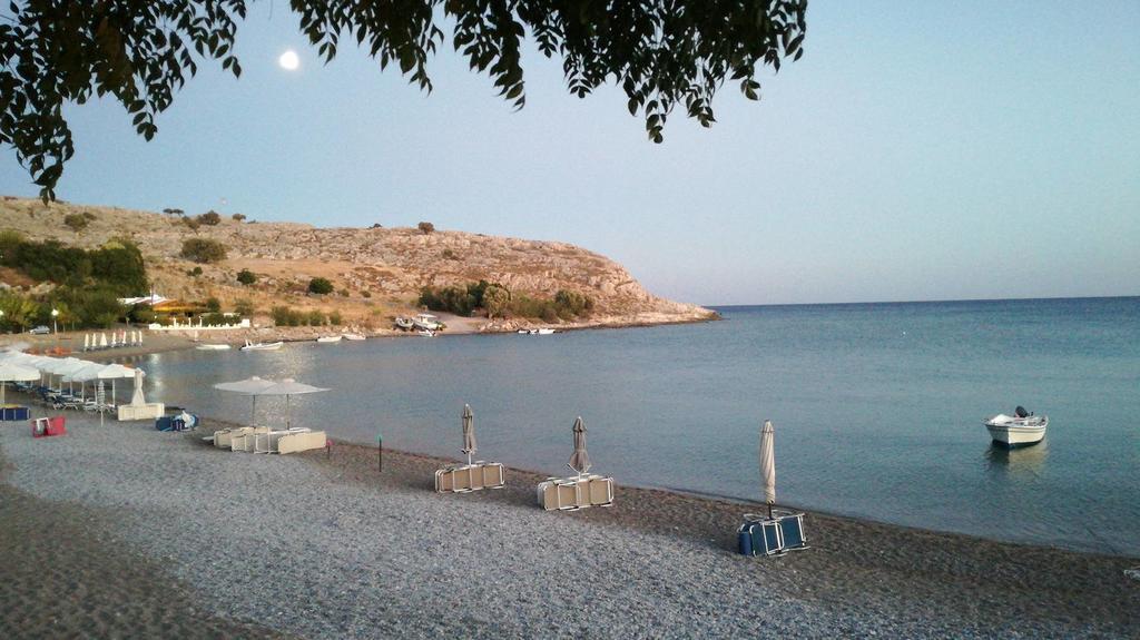 Skizenas Waterfront Apartments Haraki Esterno foto