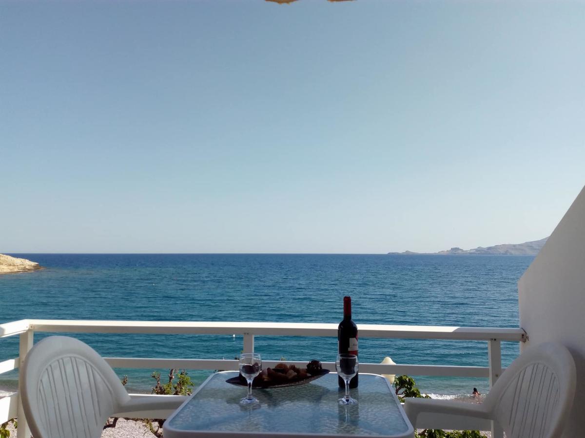 Skizenas Waterfront Apartments Haraki Esterno foto